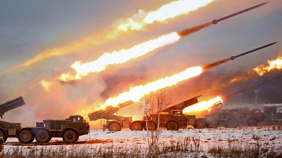 Ομολογία σοκ από τον Βρετανό Αρχιστράτηγο: «Οι Ρώσοι με 1,1 εκατ. στρατό και πυρηνικά υπερόπλα σκορπούν τρόμο σε όλη την ΕΕ»