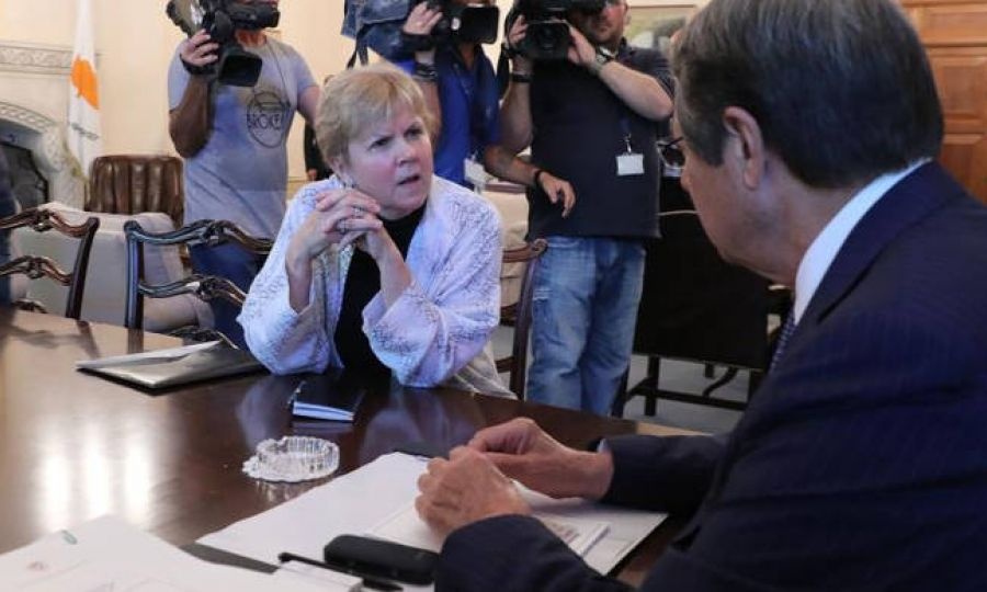 Κύπρος: Επανάληψη των συνομιλιών για το Κυπριακό θα ζητήσει ο Πρόεδρος Αναστασιάδης από την απεσταλμένη του ΟΗΕ