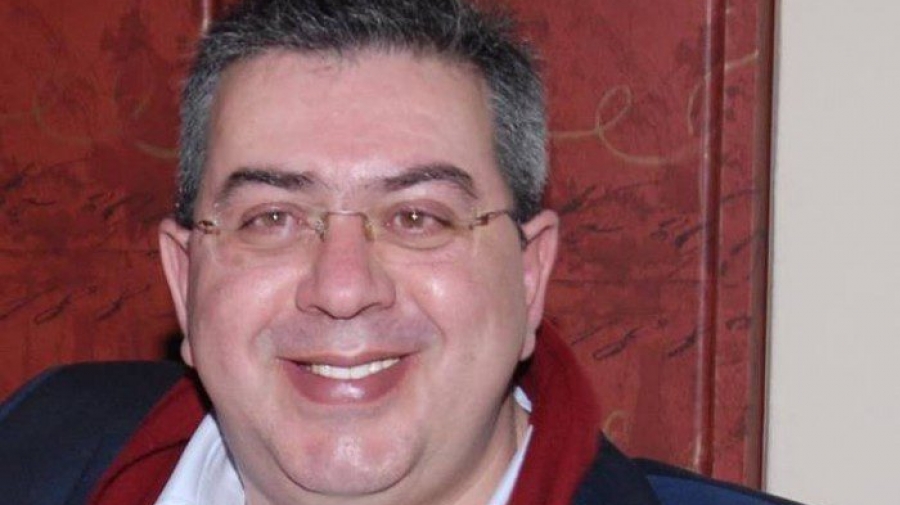 «Εχθρός» η Δεξιά αλλά πραγματικός το ΠΑΣΟΚ