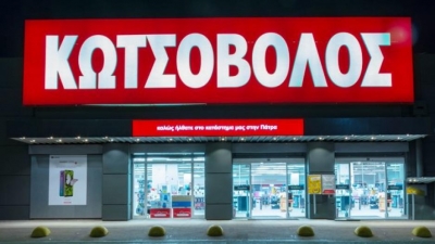 Η Κωτσόβολος συνεχίζει το επενδυτικό της πρόγραμμα με δύο νέα καταστήματα στην Αττική