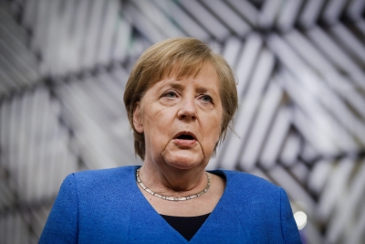 Merkel: Να επαναφέρουμε τα δημόσια οικονομικά σε τάξη τα επόμενα χρόνια