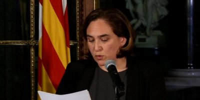 Δήμαρχος Βαρκελώνης: Ο Puigdemont οδήγησε την Καταλονία στην καταστροφή και την εγκατέλειψε