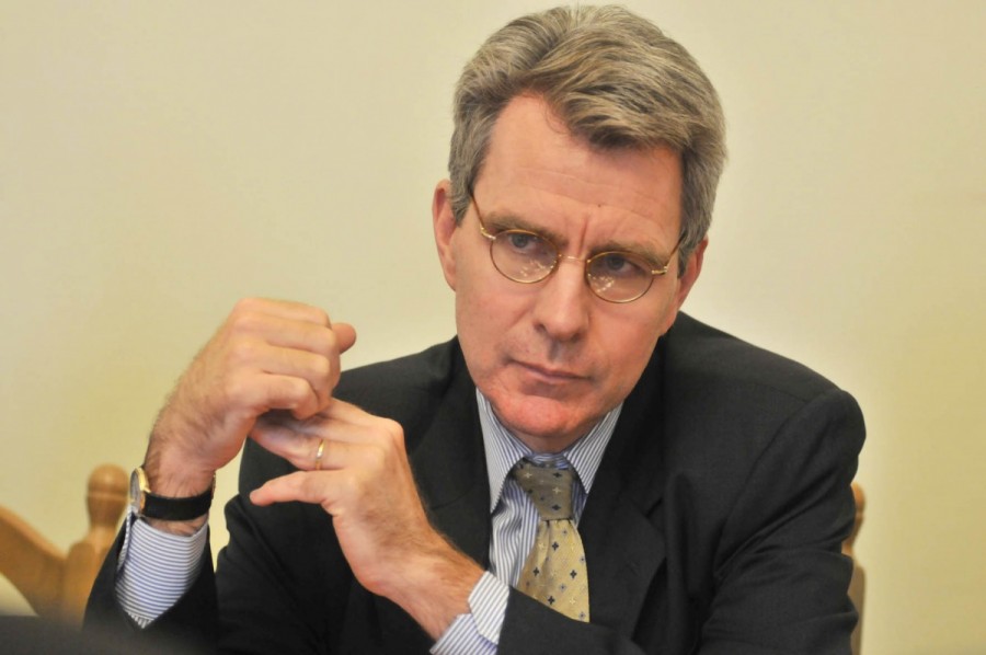 Pyatt (πρέσβης ΗΠΑ): Όλα τα νησιά έχουν τα ίδια δικαιώματα με την ηπειρωτική χώρα