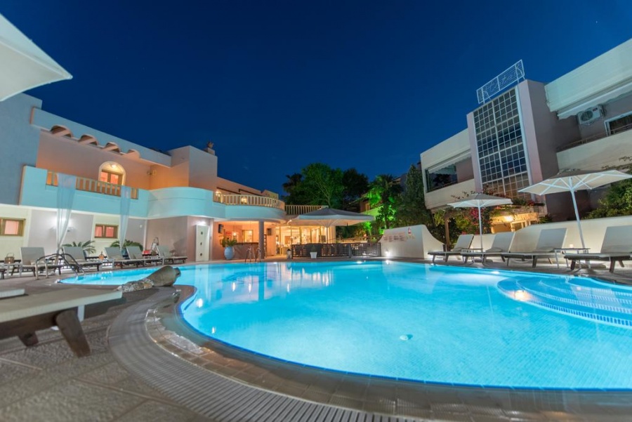 Nέες ξενοδοχειακές επενδύσεις από τον Όμιλο Μεταξά σε Κρήτη και Σαντορίνη - Στα 250 εκατ ευρώ το επενδυτικό πρόγραμμα