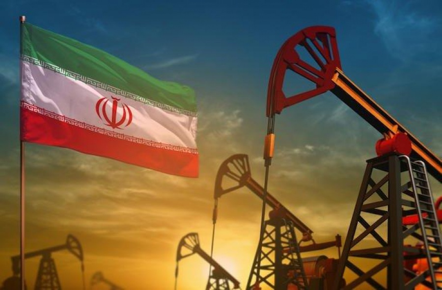 To Ιράν συνεχίζει να πουλά πετρέλαιο παρά τις αμερικανικές κυρώσεις
