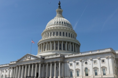 Το αμερικανικό Κογκρέσο ζητά περισσότερους δασμούς για τη Ρωσία και ενίσχυση των φραγμών στο διμερές εμπόριο