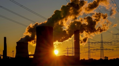 «Πικρό αλλά αναπόφευκτο» - Η Greenpeace εγκρίνει την επανέναρξη των σταθμών ηλεκτροπαραγωγής με καύση άνθρακα