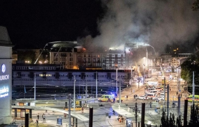 Ελβετία: Μεγάλη φωτιά ξέσπασε σε βιομηχανικό κτίριο έξω από τη Ζυρίχη