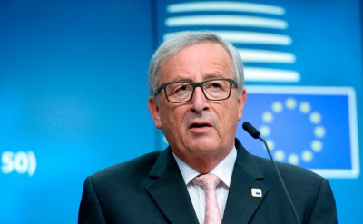 Juncker: Η Ιταλία αξίζει σεβασμό - Το μέλλον της δεν μπορεί να καθορίζεται από τις αγορές