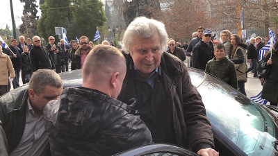 Ο Μ. Θεοδωράκης ζήτησε δημοψήφισμα μπροστά σε μία λαοθάλασσα 500.000 Ελλήνων