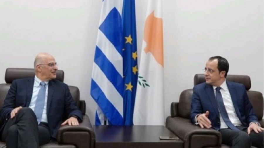 Επικοινωνία Δένδια - Χριστοδουλίδη για τις νέες προκλητικές ενέργειες της Τουρκίας στα Βαρώσια