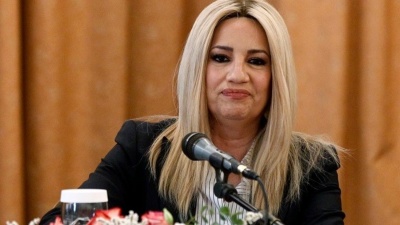 Γεννηματά σε Μητσοτάκη: Να απαντήσει πότε θα αποκηρύξει τις πολιτικές της κυβέρνησης Καραμανλή