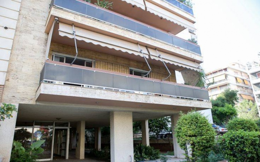 Από πολλαπλές μαχαιριές ο θάνατος της γυναίκας που τη σκότωσε ο γιος της - Οικογενειακή τραγωδία