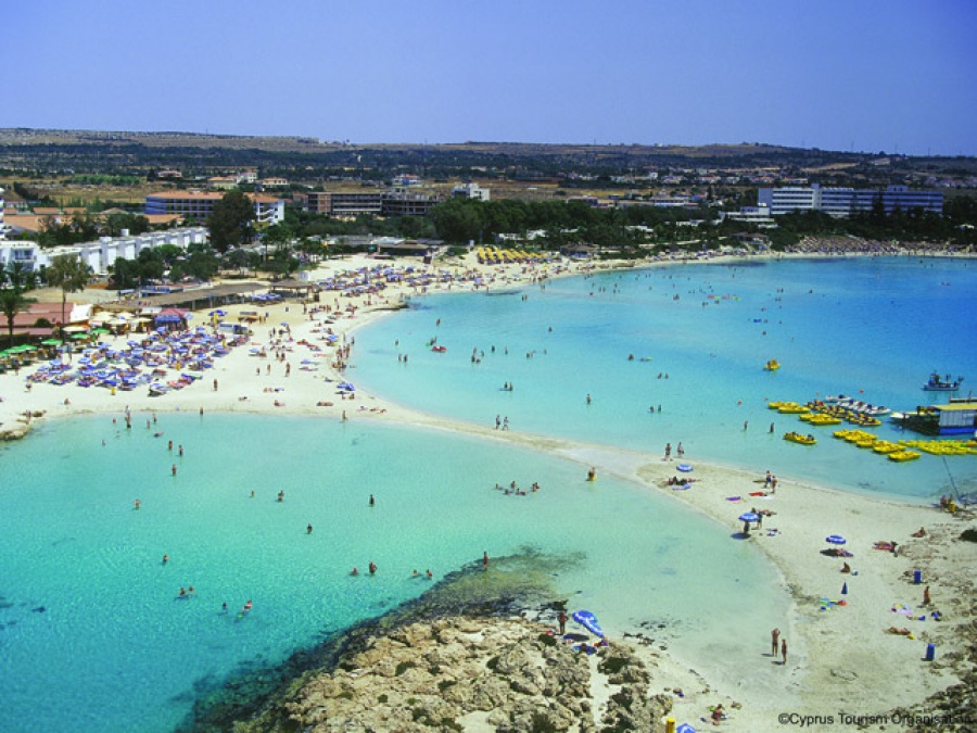 Σε επίπεδο ρεκόρ οι αφίξεις τουριστών στην Κύπρο, το α' 7μηνο 2018