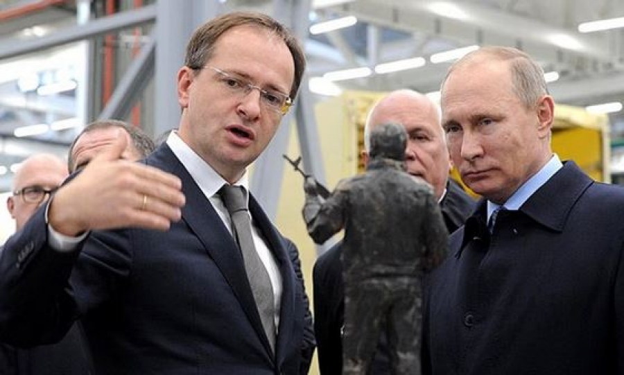 Medinsky (Ρώσος διαπραγματευτής): Εντυπωσιακές οι ιστορικές γνώσεις του Putin - Ξεπερνά τους ειδικούς