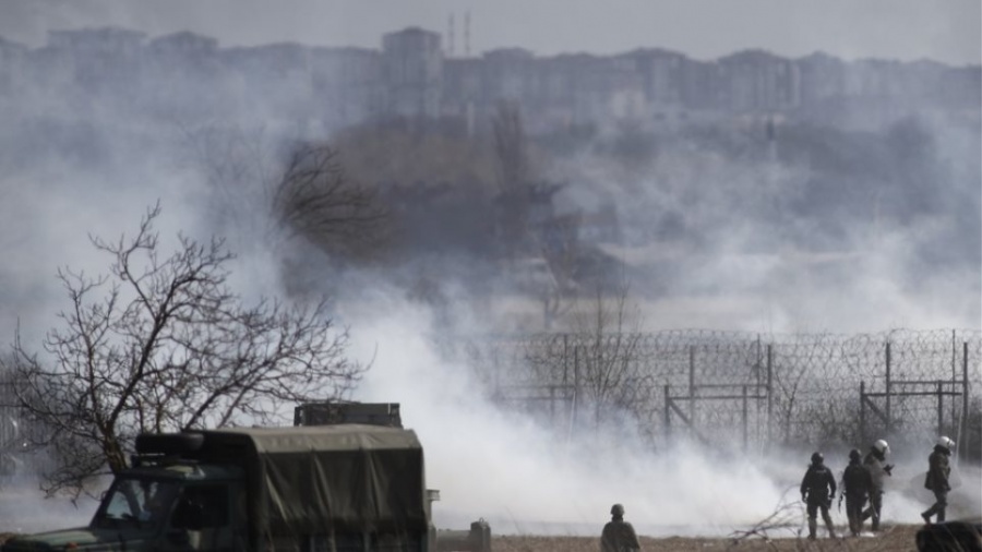 Τούρκος ΥΠΕΣ: Παραδέχτηκε ότι βομβάρδιζαν την ελληνική πλευρά για ώρες με σφαίρες και δακρυγόνα