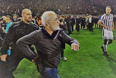 FIFA και UEFA καλούν την ΕΠΟ να λάβει αυστηρά μέτρα μετά τα έκτροπα στην Τούμπα