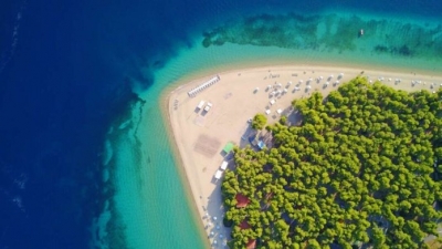 Οι ελληνικές παραλίες ανάμεσα στις πιο όμορφες για διακοπές στην Ευρώπη