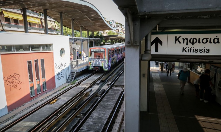 Τραγωδία - Η αποπλάνηση πίσω από την αυτοκτονία της 14χρονης στο Μοσχάτο