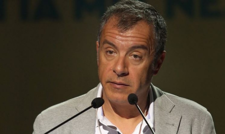 Θεοδωράκης: Σε μνημόνια για πολλά χρόνια η Ελλάδα – Τον Αύγουστο θα είμαστε μόνοι μας, χωρίς δανεικά από την Ευρώπη