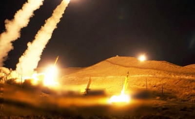 Σύγκρουση εκτός ελέγχου - Απάντηση Ιράν με πυραυλικό όλεθρο σε ΗΠΑ - Ισραήλ – «Πάγωσε» ο Trump