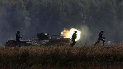 ΗΠΑ και Γαλλία καλούν τους πολίτες τους να φύγουν από τη Ρωσία