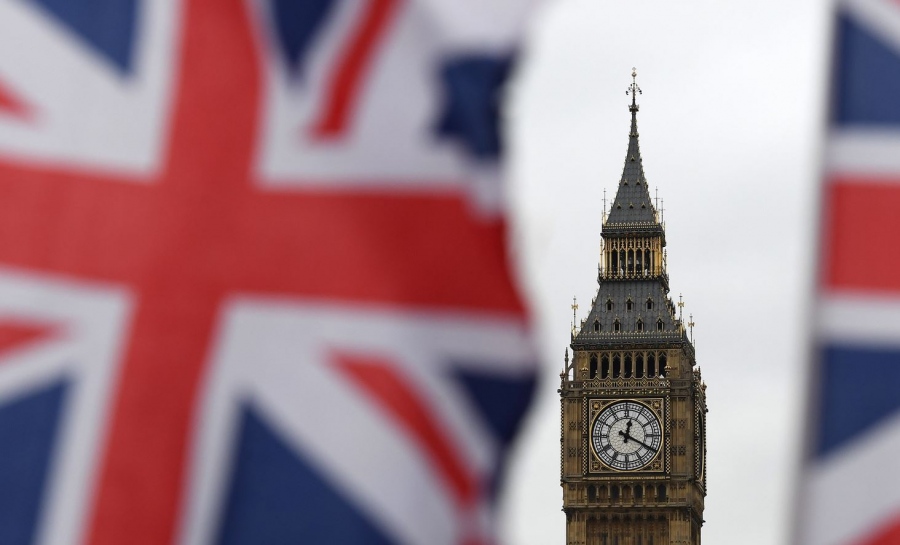 Η Βρετανία απορρίπτει τη μονομερή δήμευση ρωσικών κεφαλαίων μετά το ναυάγιο της Συνόδου της ΕΕ