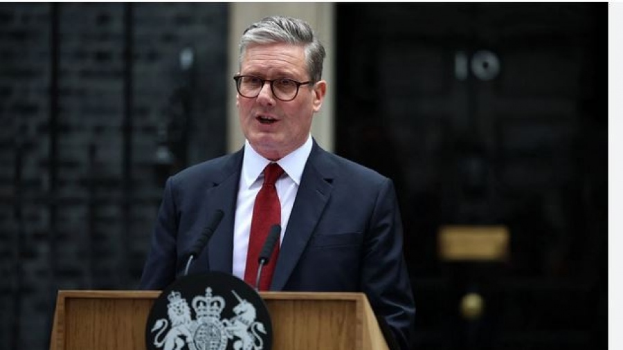 Starmer (Βρετανία): Το BBC πρέπει «να βάλει σε τάξη τα του οίκου του»