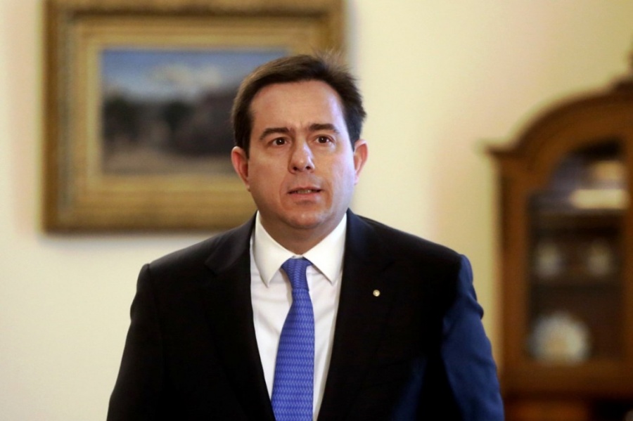 Μηταράκης: Αυξάνονται οι θέσεις φιλοξενίας ασυνόδευτων ανηλίκων προσφύγων