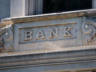 Κρίσιμη εβδομάδα για τις κεντρικές τράπεζες - Ποιες σχεδιάζουν μειώσεις επιτοκίου, ποιες θα περιμένουν