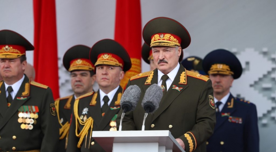 Πρωτοφανής εξέλιξη: Κατεβάζει τον στρατό λόγω... πατάτας ο Λευκορώσος Lukashenko - Τι συνέβη