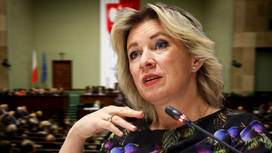 Ιστορικό χαστούκι Zakharova στον Nawrocki: «Δεν ξεχνάμε τη συνεργασία των Πολωνών νεοναζί με το Τρίτο Ράιχ - Είστε ύαινες»