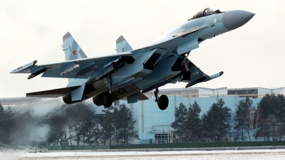 Συγκλoνιστικά πλάνα - Ρώσος πιλότος με ηρωικό ελιγμό έσωσε μαχητικό Su-35 - «Προσγείωση 3 δισ. ρουβλίων» (vid)