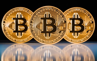 Ξεπέρασε τα 16.000 δολάρια το Bitcoin – Ραγδαία πτώση για τα υπόλοιπα κρυπτονομίσματα