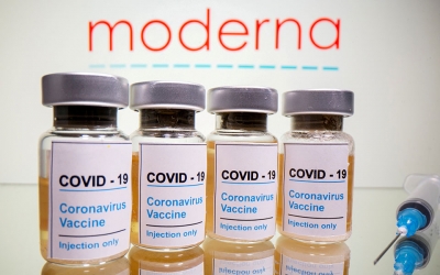 Moderna: Στις αρχές 2022 μπορούμε να έχουμε διαθέσιμο σε μεγάλες ποσότητες το εμβόλιο της μετάλλαξης Omicron