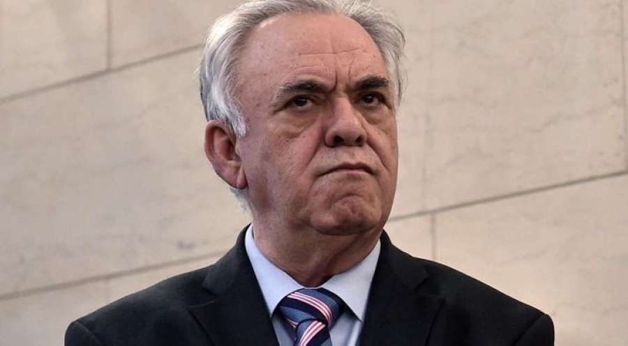 Δραγασάκης: Προτεραιότητα η προσέλκυση επενδύσεων, ιδιαίτερα μακροχρόνιας προοπτικής