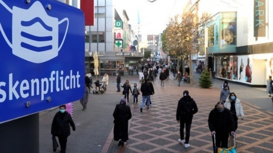 Νέο κύμα της πανδημίας το φθινόπωρο προβλέπει η γερμανική κυβέρνηση - Νέα μέτρα, αλλά όχι lockdown και κλειστά σχολεία