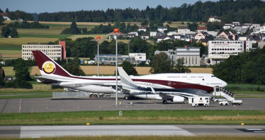 Η βασιλική οικογένεια του Κατάρ πουλά το super vip Boeing της - Η τιμή του υπερβαίνει τα 350 εκατ. ευρώ