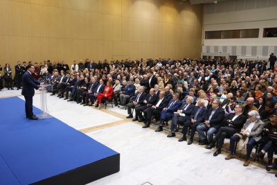 Χαμός στο Βελλίδειο για τον Γεωργιάδη και το νέο του βιβλίο: Έγινα Δεξιός για την πειθαρχία, κάτι που είχε η Ρώμη