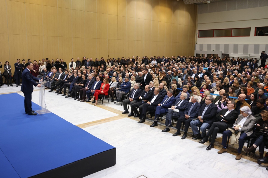 Χαμός στο Βελλίδειο για τον Γεωργιάδη και το νέο του βιβλίο: Έγινα Δεξιός για την πειθαρχία, κάτι που είχε η Ρώμη