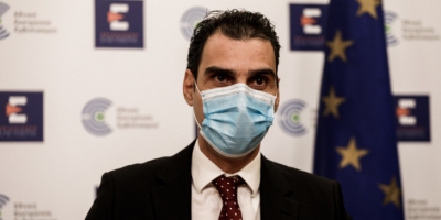 Θεμιστοκλέους: Μόνο 6 περιπτώσεις αλλεργικής αντίδρασης από το εμβόλιο