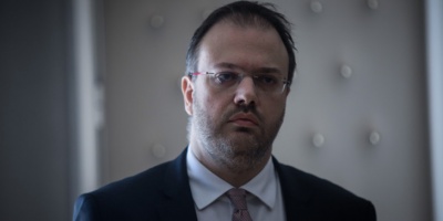 Θεοχαρόπουλος (ΣΥΡΙΖΑ): Η κυβέρνηση Μητσοτάκη κάνει deal με τους λίγους και ισχυρούς