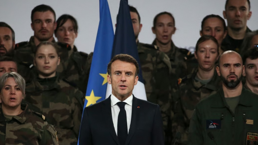 Κόλαφος ο Philippot (Πατριώτες) κατά κυβέρνησης Macron: Είναι παράφρονες - Θέλουν πόλεμο για να επιβάλλουν ολοκληρωτικό καθεστώς