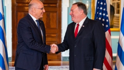 Πρόσκληση Δένδια σε Pompeo να συμμετέχει στον Στρατηγικό Διάλογο στην Αθήνα