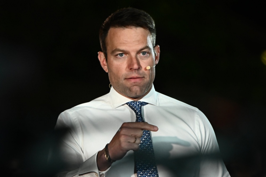 Κασσελάκης: Υπάρχουν πολλοί gay σε Βουλή και κυβέρνηση που κρύβονται