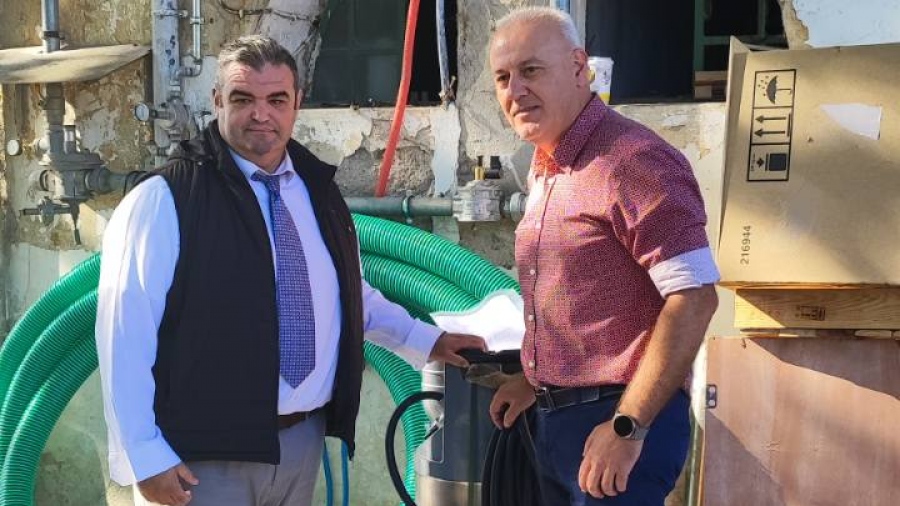 Συνεταιριστική Τράπεζα Θεσσαλίας: Παρέδωσε στη ΔΕΥΑ Λάρισας 4 αντλίες επαγγελματικής χρήσης