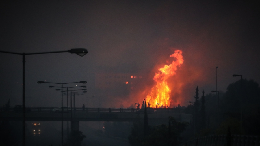 Χαρδαλιάς: 98 νέα μέτωπα σε μία ημέρα, 154 οι πυρκαγιές – Έχουμε μπροστά μας ακόμη πιο δύσκολη νύχτα