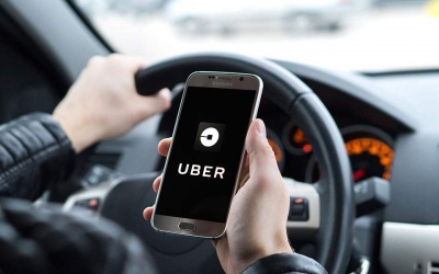 Uber (ΗΠΑ): Ανοίγει δρόμους απασχόλησης των οδηγών της, που βάλλονται από την κρίση του κορωνοϊού