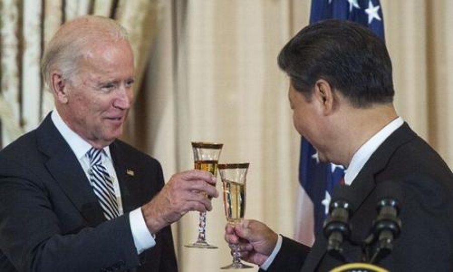 Κίνα: «Νέο παράθυρο ελπίδας» ο Biden για τις σχέσεις με τις ΗΠΑ