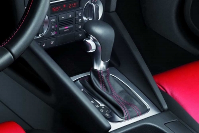 Μαθήματα οδήγησης και με αυτόματο κιβώτιο;